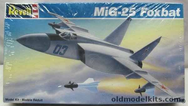 Revell 1/100 Mig-25 Foxbat, 4068 plastic model kit